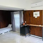 Marina Loft Gazde/Camere de închiriat *